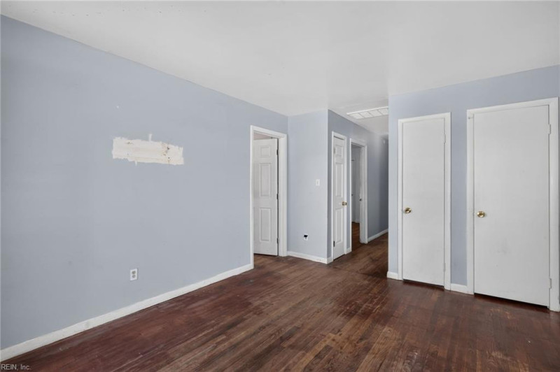 Photo 5 of 22 residential for sale in Newport News virginia