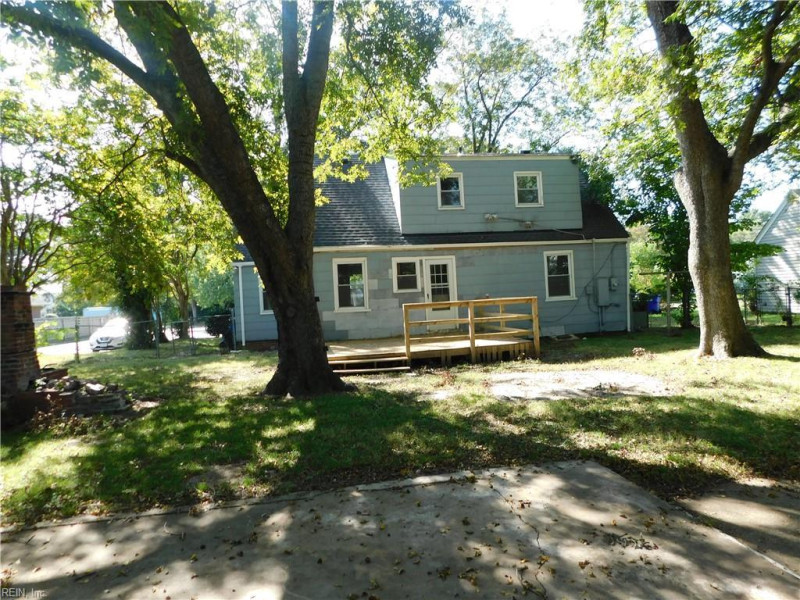 Photo 2 of 5 residential for sale in Norfolk virginia