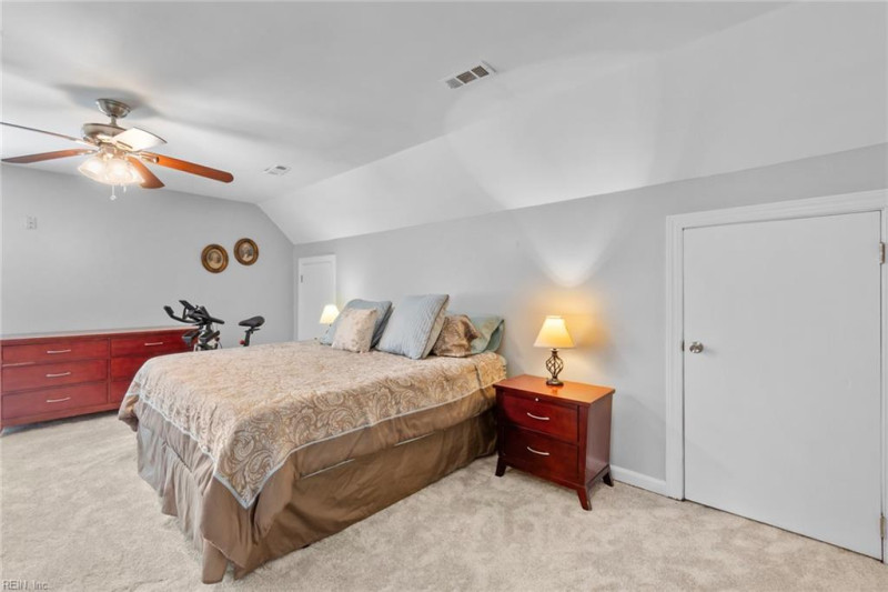 Photo 33 of 49 residential for sale in Chesapeake virginia