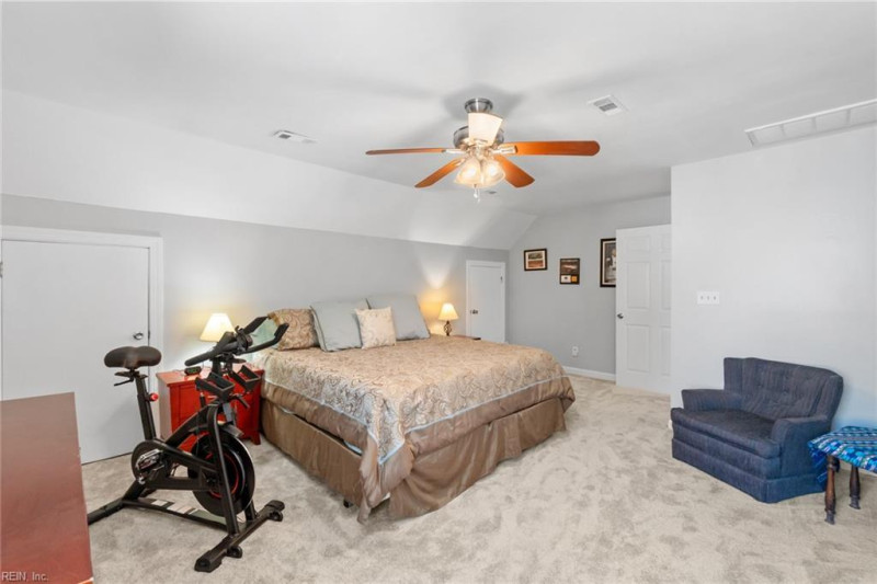 Photo 34 of 49 residential for sale in Chesapeake virginia