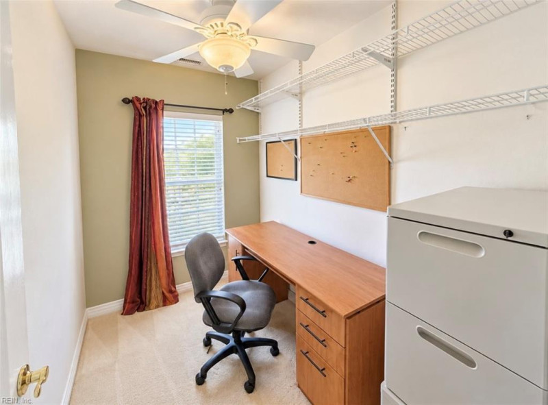 Photo 13 of 22 residential for sale in Virginia Beach virginia