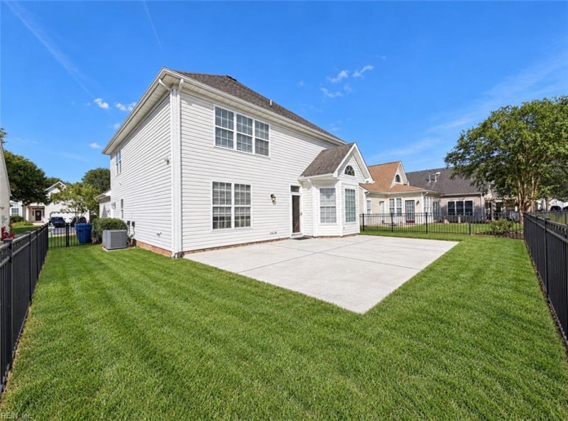 Photo 2 of 22 residential for sale in Virginia Beach virginia