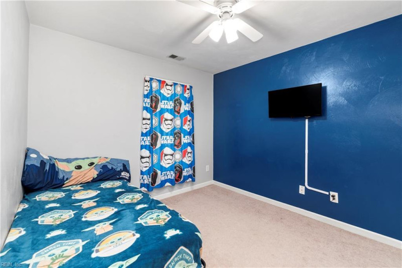 Photo 23 of 47 residential for sale in Chesapeake virginia
