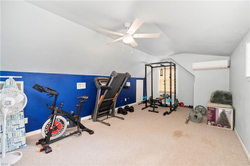 Photo 26 of 47 residential for sale in Chesapeake virginia