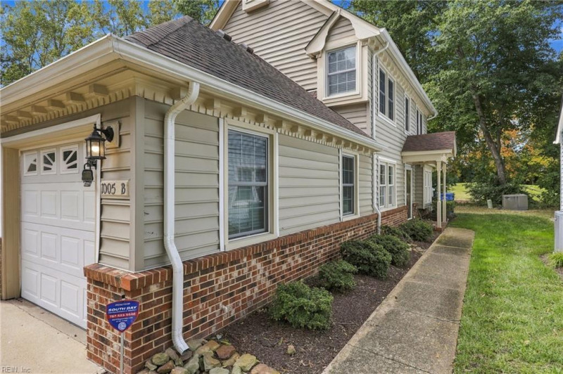 Photo 2 of 37 residential for sale in Chesapeake virginia Photo 2 of 37 residential for sale in Chesapeake virginia