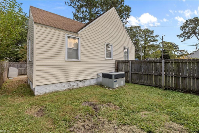 Photo 22 of 23 residential for sale in Norfolk virginia