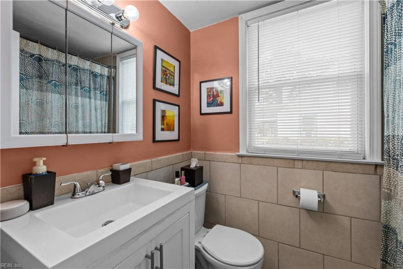 Photo 9 of 23 residential for sale in Norfolk virginia