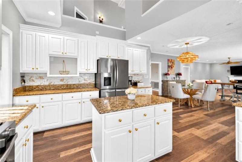 Photo 13 of 44 residential for sale in Chesapeake virginia Photo 13 of 44 residential for sale in Chesapeake virginia
