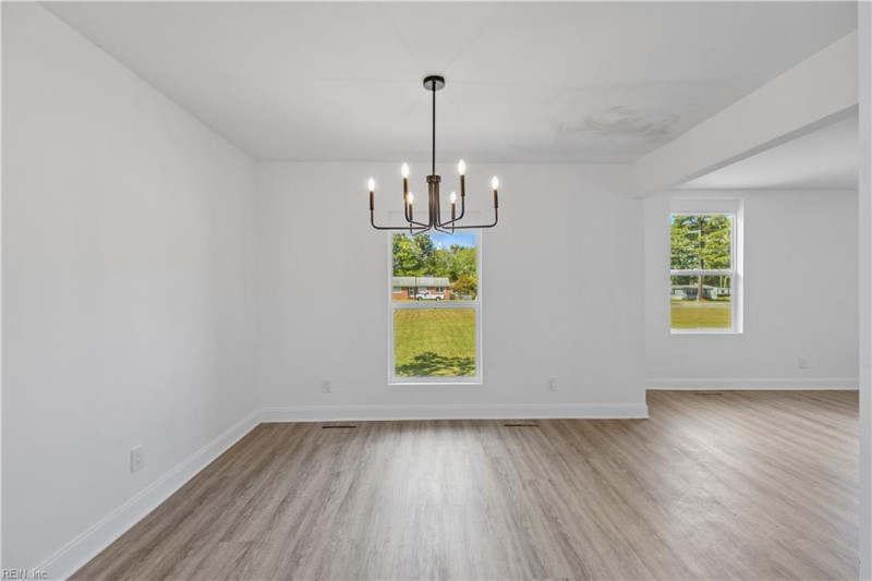 Photo 9 of 45 residential for sale in Surry County virginia
