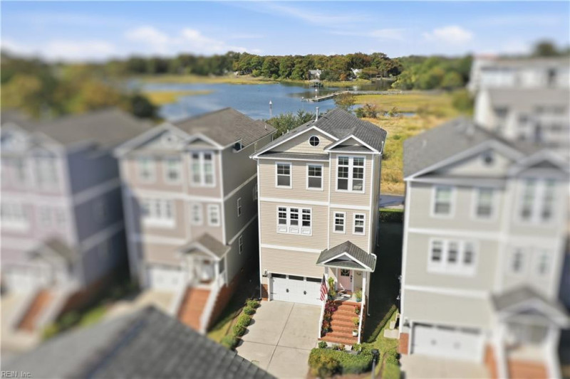 Photo 1 of 48 residential for sale in Norfolk virginia