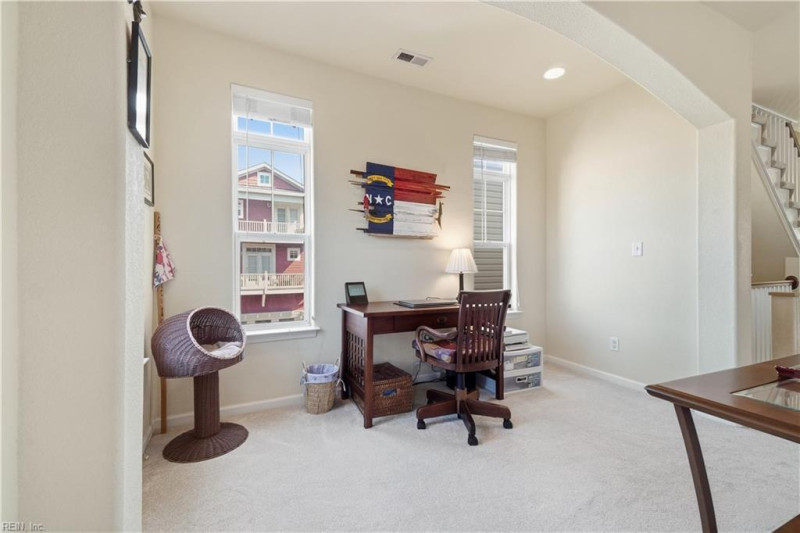 Photo 13 of 48 residential for sale in Norfolk virginia
