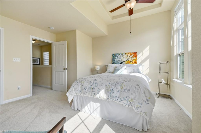 Photo 23 of 48 residential for sale in Norfolk virginia