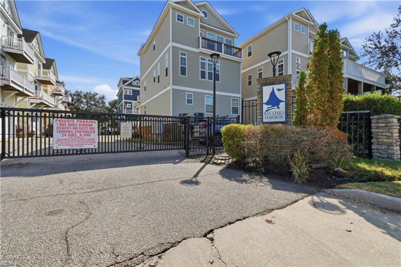 Photo 39 of 48 residential for sale in Norfolk virginia