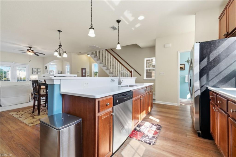 Photo 6 of 48 residential for sale in Norfolk virginia