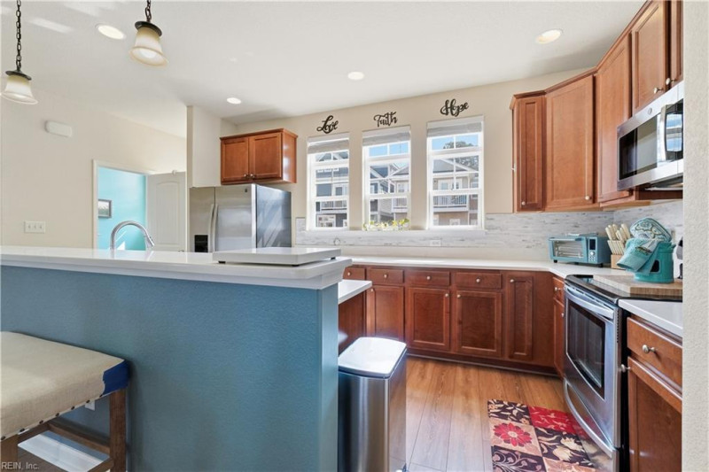 Photo 7 of 48 residential for sale in Norfolk virginia