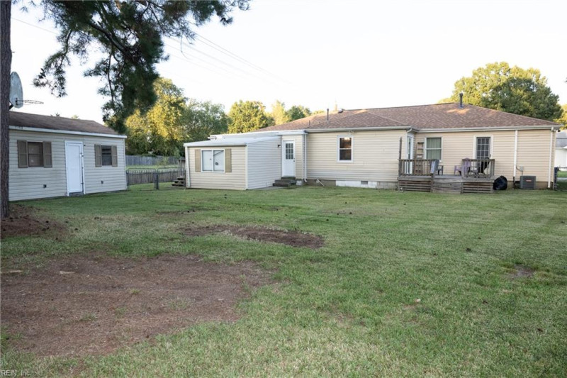 Photo 14 of 20 residential for sale in Portsmouth virginia
