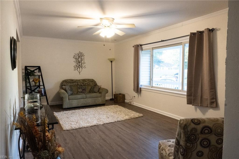 Photo 3 of 20 residential for sale in Portsmouth virginia