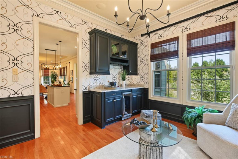 Photo 13 of 42 residential for sale in Virginia Beach virginia