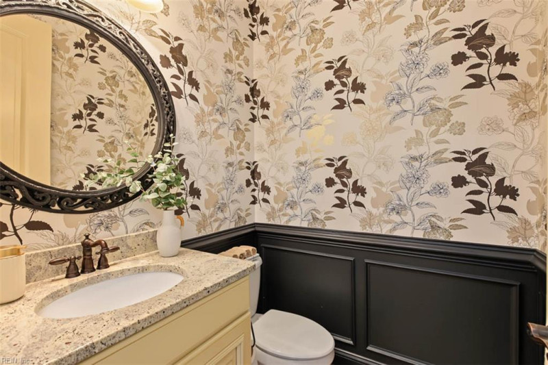 Photo 18 of 42 residential for sale in Virginia Beach virginia