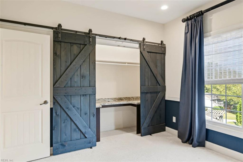 Photo 25 of 42 residential for sale in Virginia Beach virginia