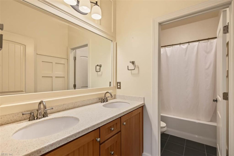 Photo 26 of 42 residential for sale in Virginia Beach virginia