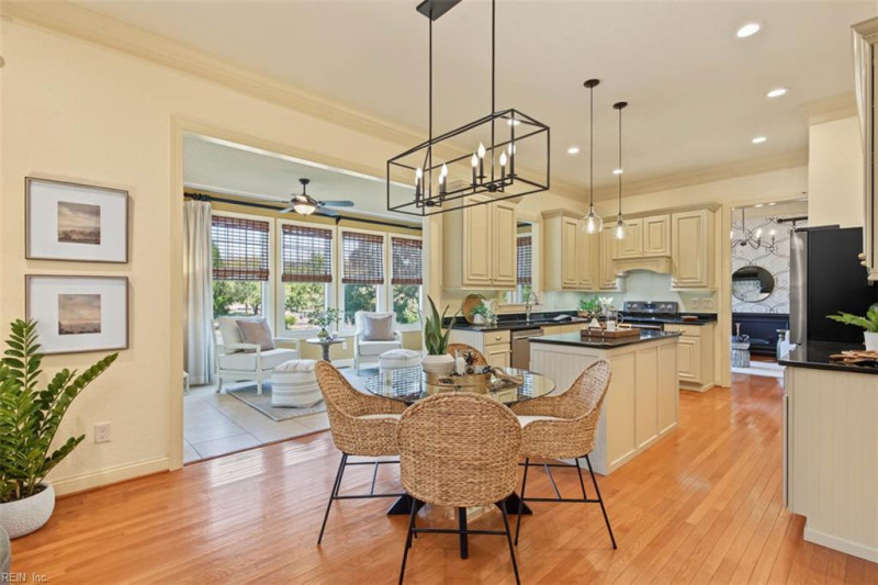 Photo 9 of 42 residential for sale in Virginia Beach virginia