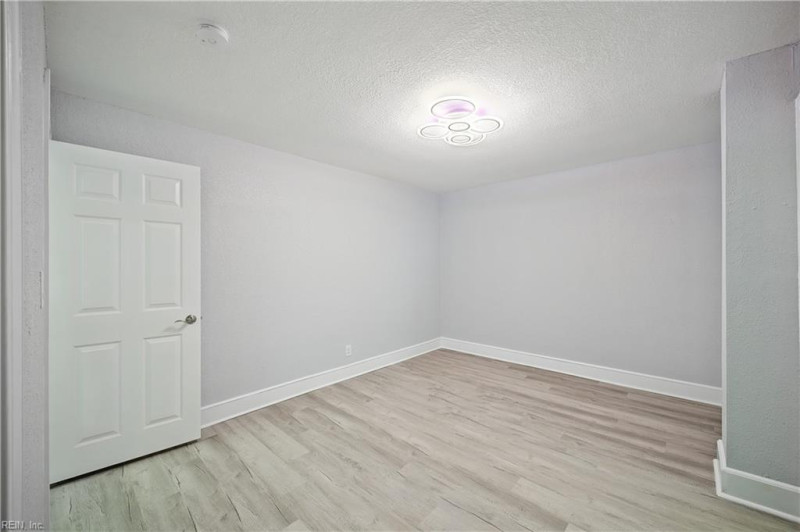 Photo 31 of 44 residential for sale in Newport News virginia