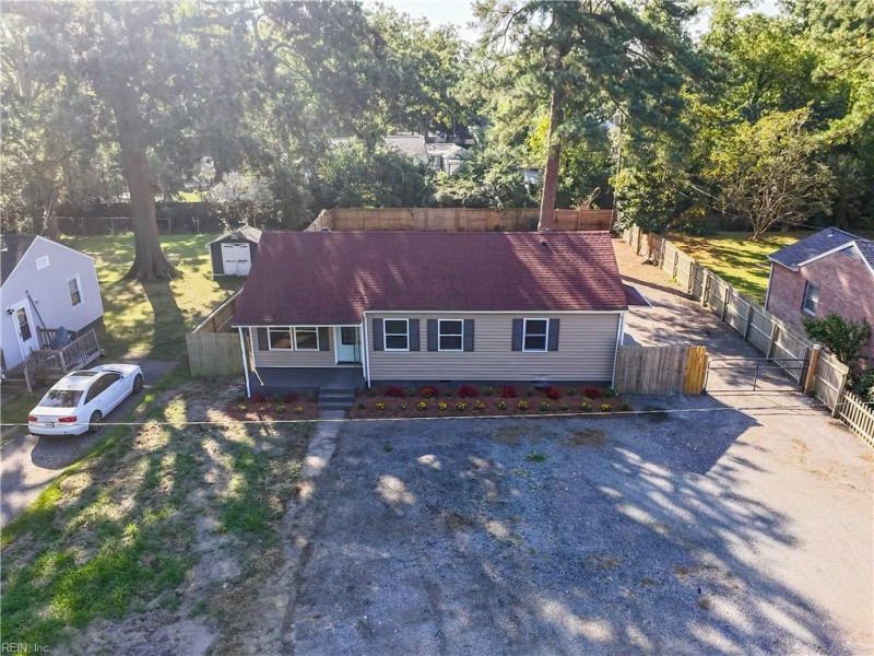 Photo 5 of 44 residential for sale in Newport News virginia
