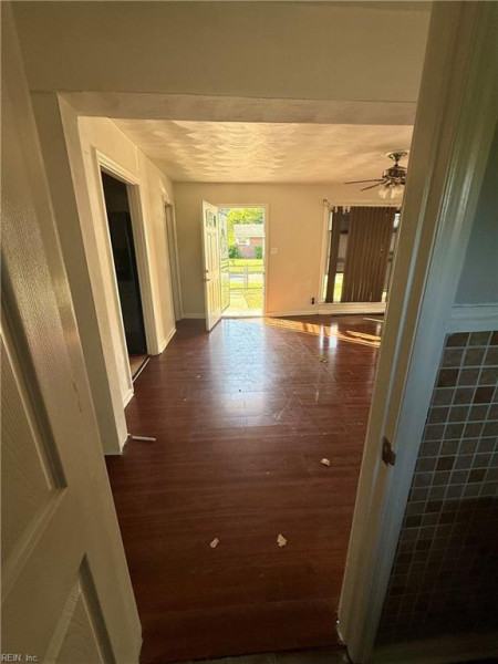 Photo 13 of 18 residential for sale in Norfolk virginia