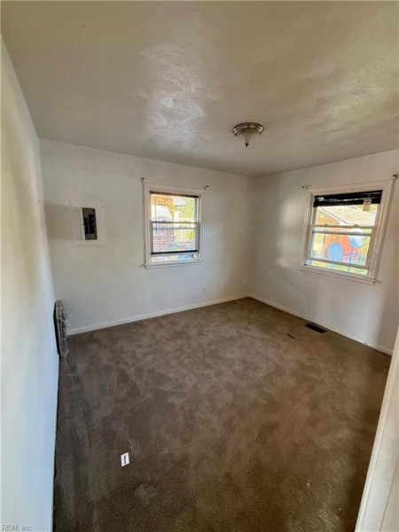 Photo 7 of 18 residential for sale in Norfolk virginia