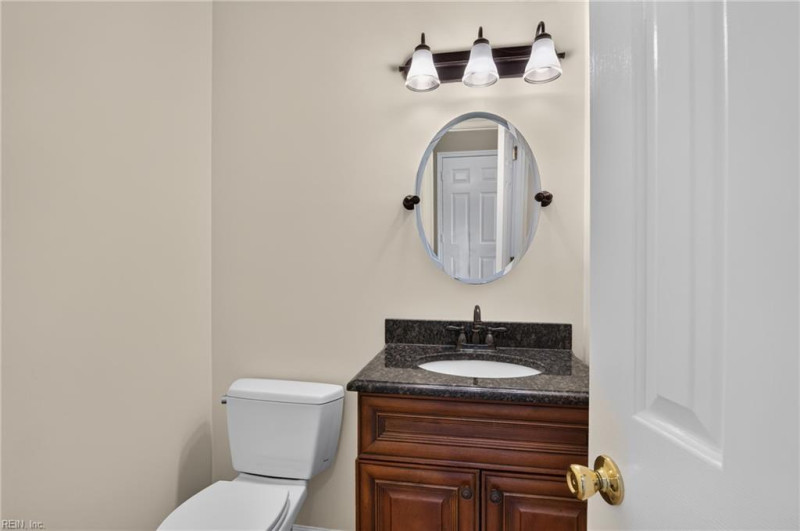 Photo 15 of 35 residential for sale in York County virginia