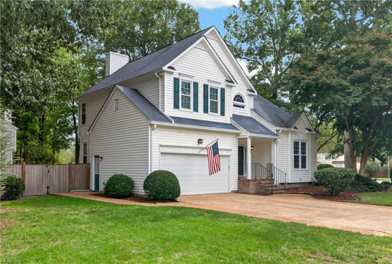 Photo 3 of 35 residential for sale in York County virginia