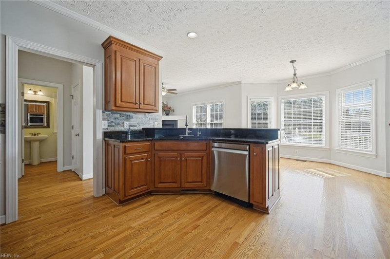 Photo 10 of 50 residential for sale in Poquoson virginia Photo 10 of 50 residential for sale in Poquoson virginia