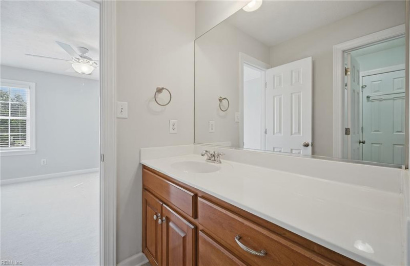 Photo 34 of 50 residential for sale in Poquoson virginia Photo 34 of 50 residential for sale in Poquoson virginia