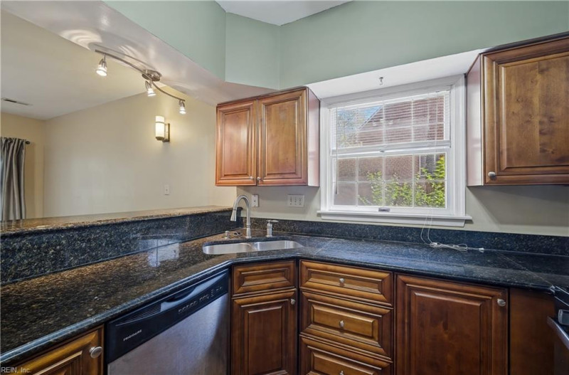 Photo 10 of 33 residential for sale in Newport News virginia