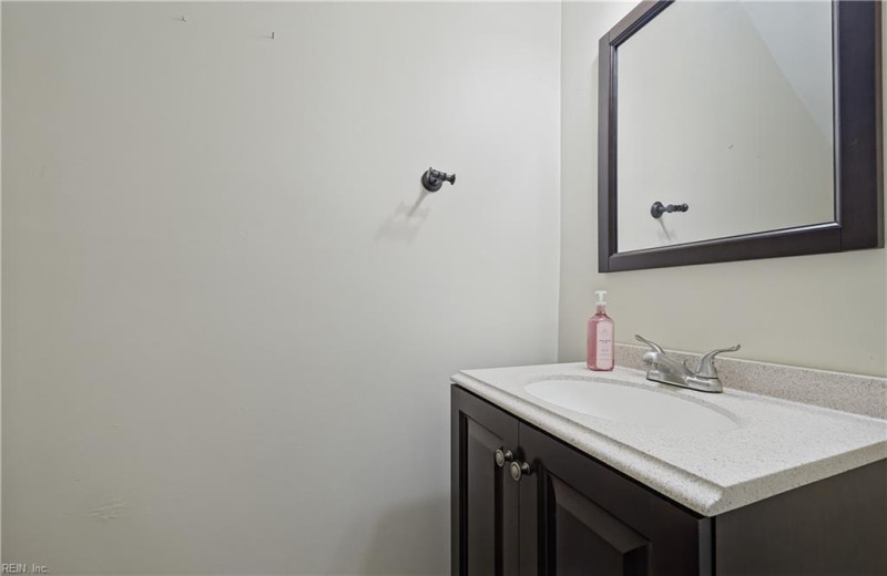 Photo 18 of 33 residential for sale in Newport News virginia