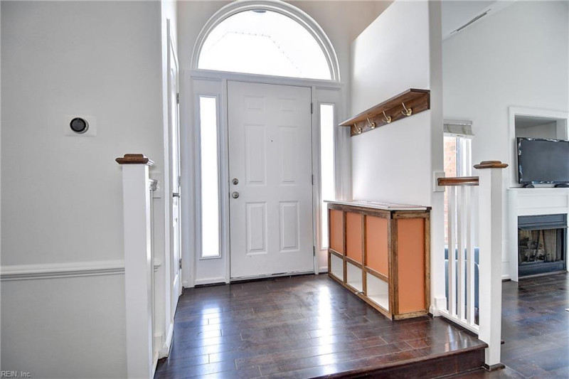 Photo 16 of 48 residential for sale in Virginia Beach virginia