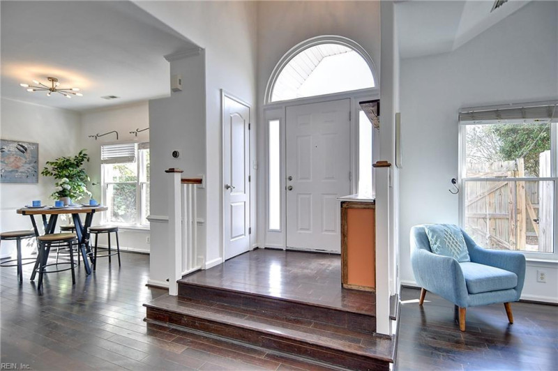 Photo 17 of 48 residential for sale in Virginia Beach virginia
