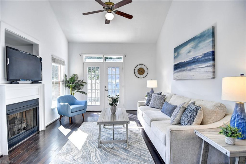 Photo 20 of 48 residential for sale in Virginia Beach virginia