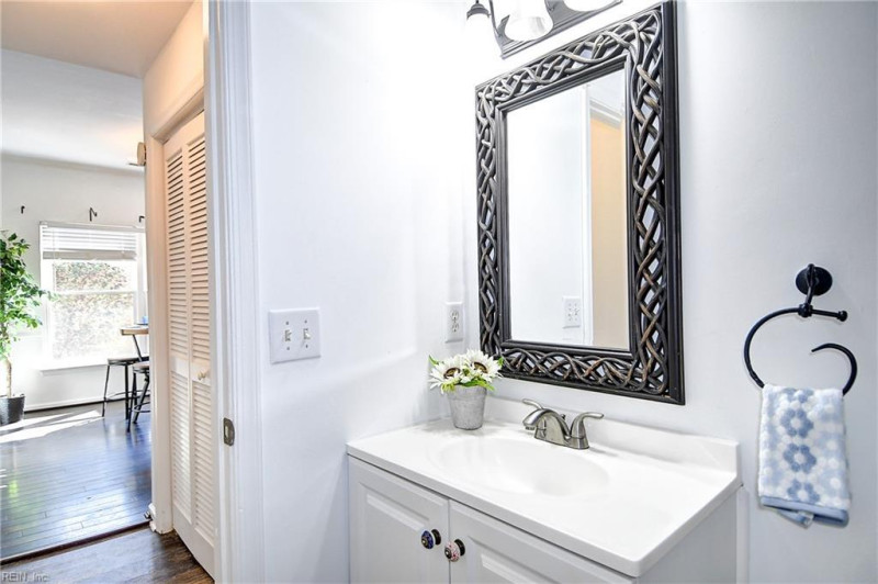 Photo 34 of 48 residential for sale in Virginia Beach virginia