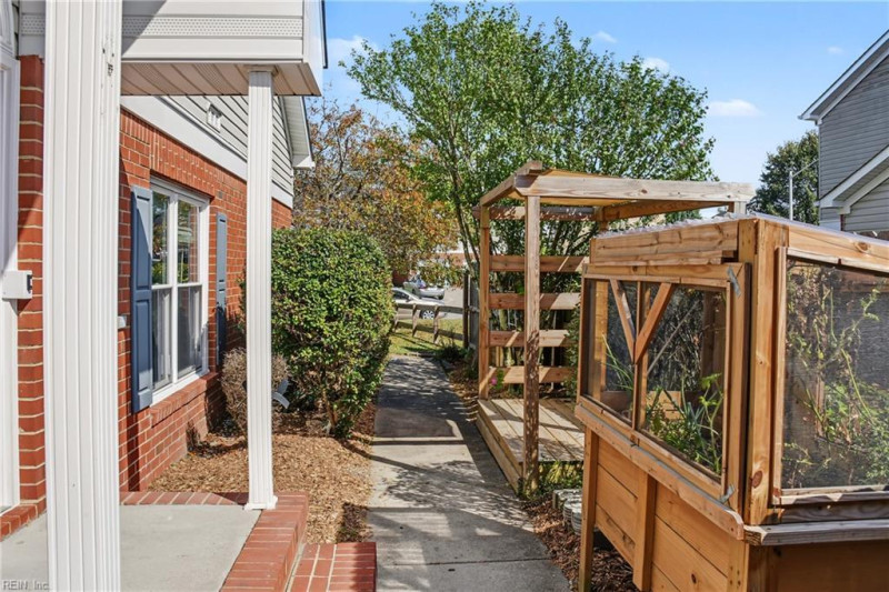 Photo 42 of 48 residential for sale in Virginia Beach virginia