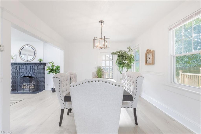 Photo 10 of 31 residential for sale in Norfolk virginia