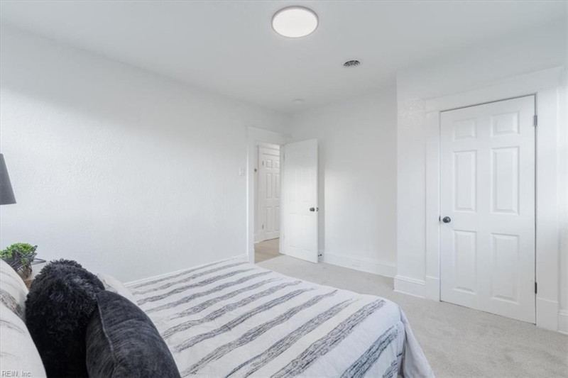 Photo 19 of 31 residential for sale in Norfolk virginia