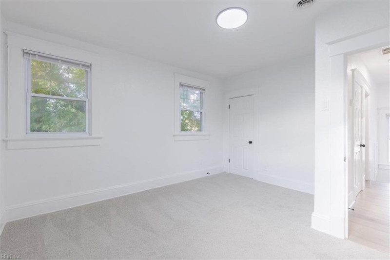 Photo 21 of 31 residential for sale in Norfolk virginia
