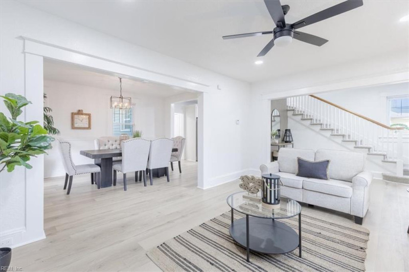 Photo 8 of 31 residential for sale in Norfolk virginia