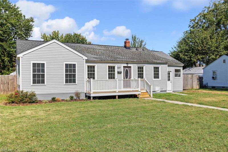 Photo 3 of 31 residential for sale in Newport News virginia