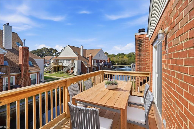 Photo 10 of 35 residential for sale in Virginia Beach virginia