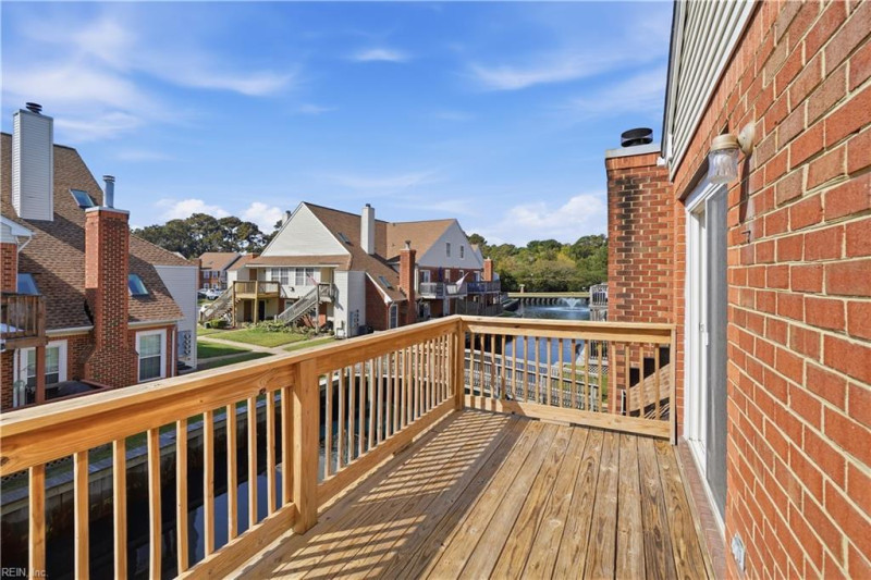 Photo 11 of 35 residential for sale in Virginia Beach virginia