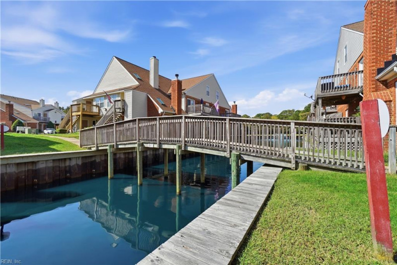 Photo 31 of 35 residential for sale in Virginia Beach virginia