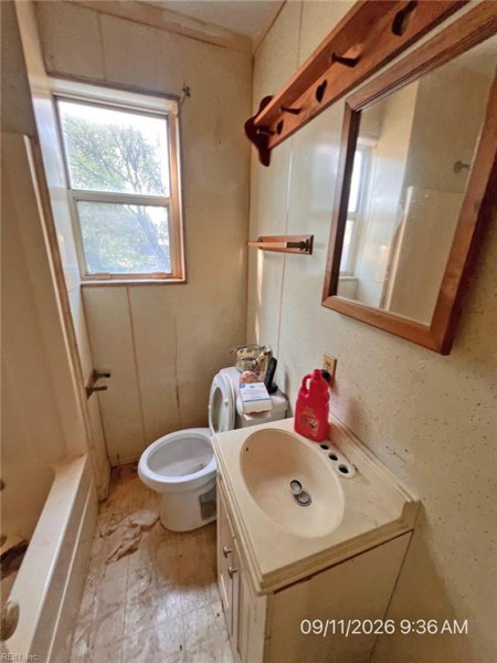 Photo 12 of 15 residential for sale in Portsmouth virginia Photo 12 of 15 residential for sale in Portsmouth virginia